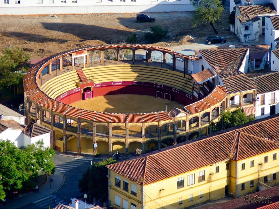 Nearby landmark, Day, Bird's eye view, Landmark view, Entertainment