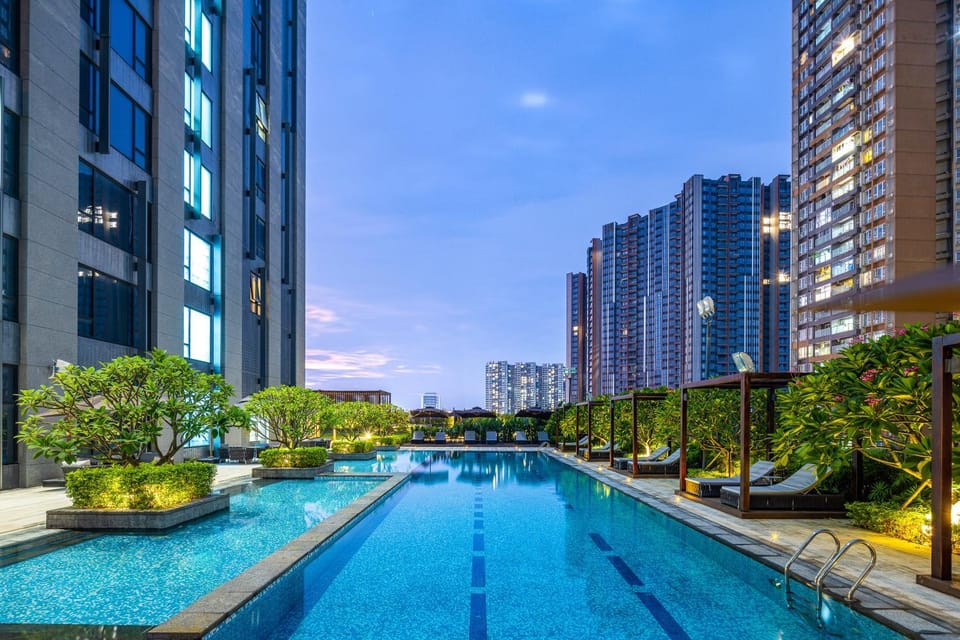 Swimming pool