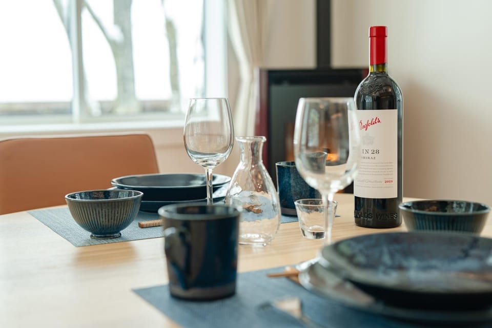 Dining area, flat iron