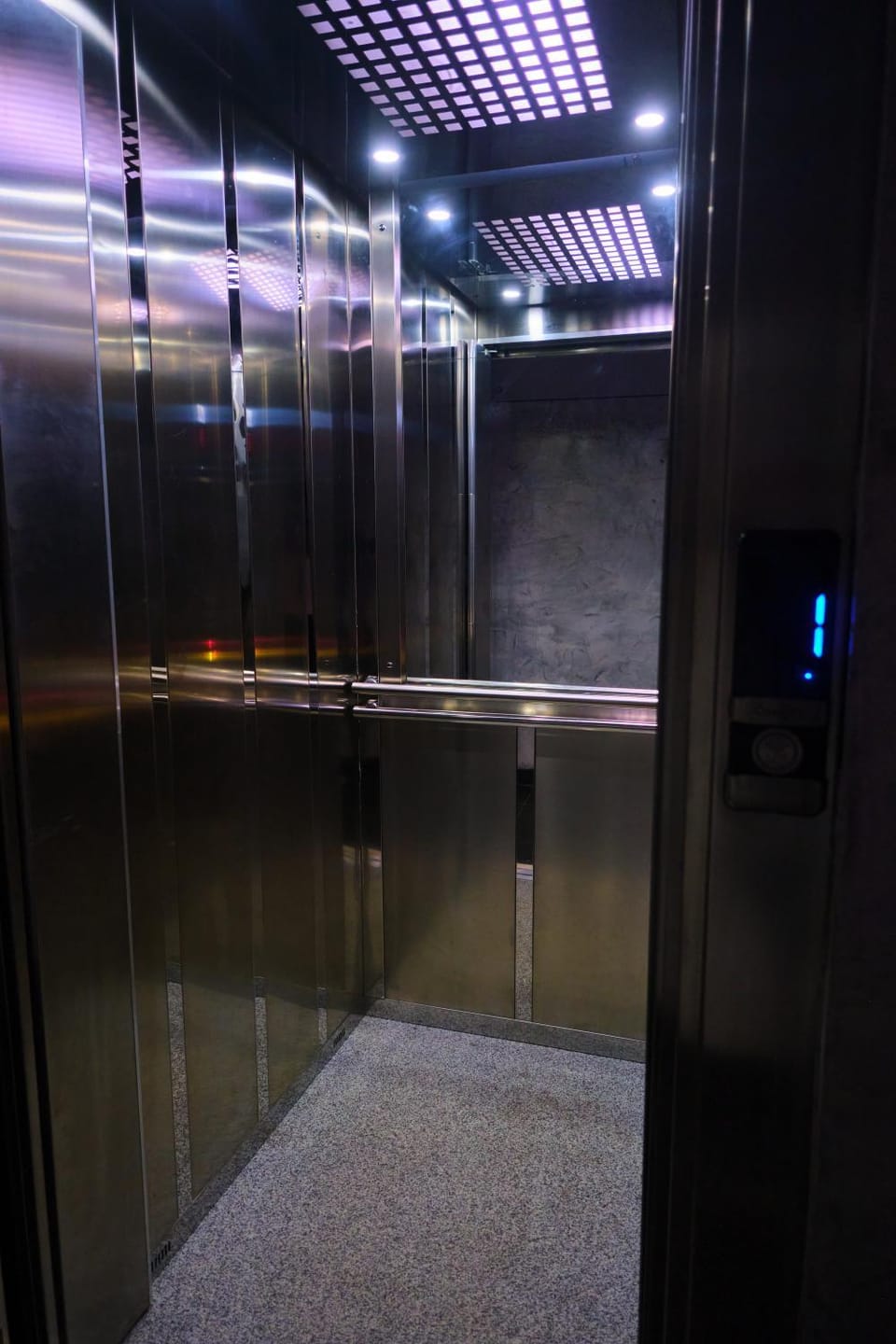 elevator