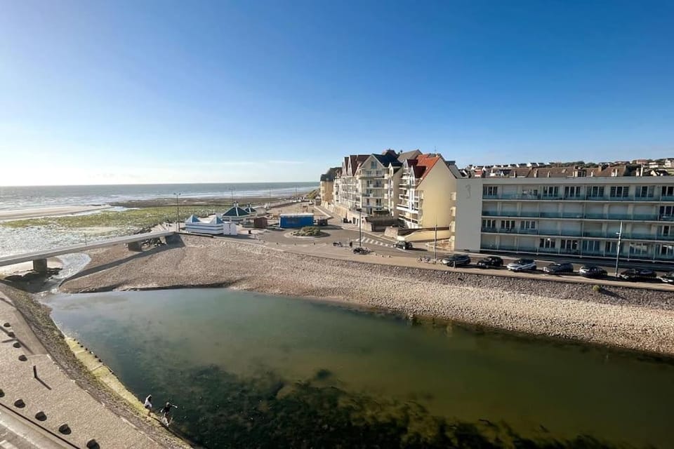 Bellevue - Appartement 60 m2 - 3 ch - vue mer - rénové à Wimereux Plage ! Apartment in Wimereux
