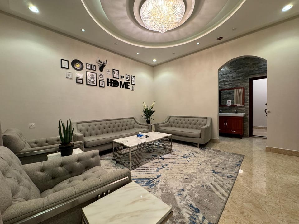 شقة فاخرة غرفة وصالة النرجس 20 Apartment in Riyadh