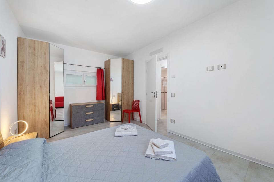 Living room, Bedroom