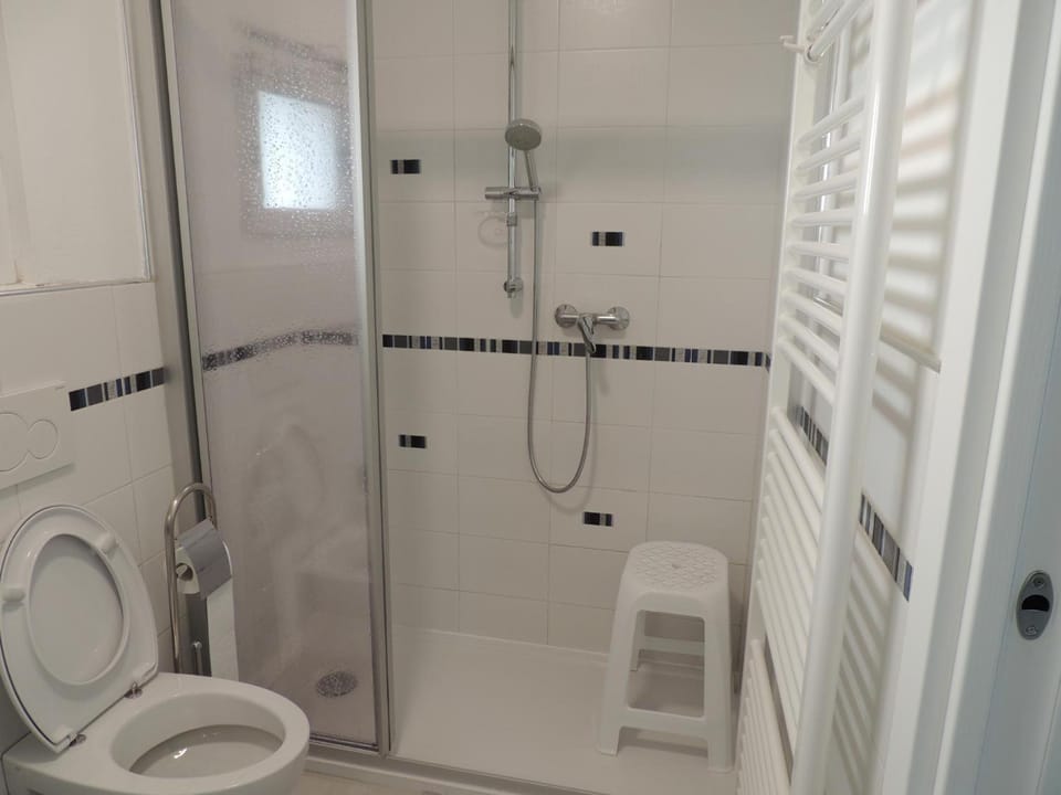 Bathroom, Living room