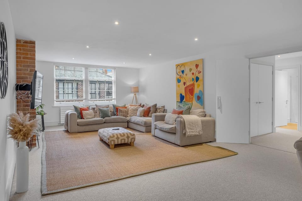 The Jade Suite - The Jewellery Suites, 3 bed 3 bath Apartment in Birmingham
