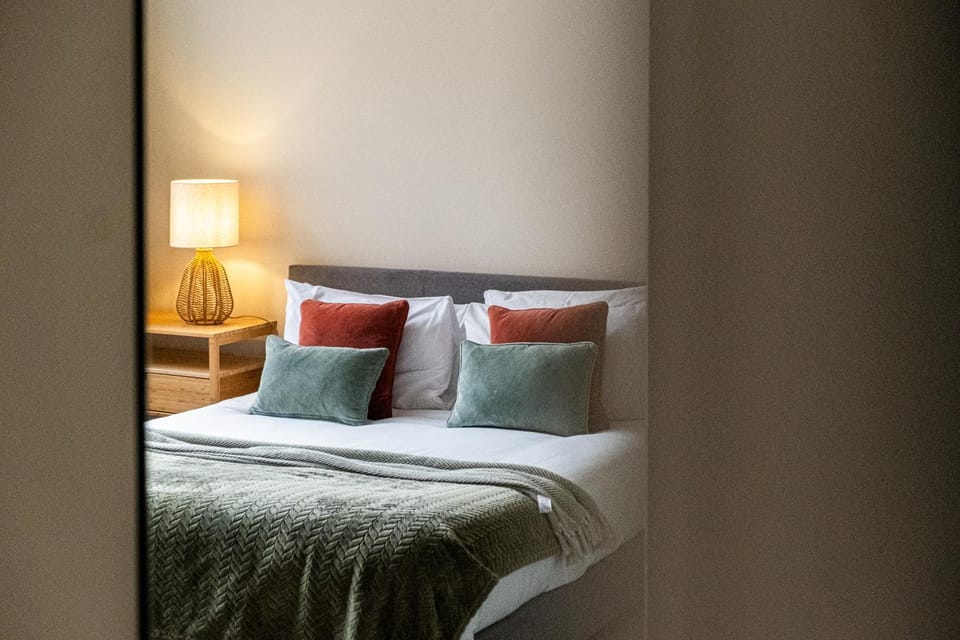 The Jade Suite - The Jewellery Suites, 3 bed 3 bath Apartment in Birmingham