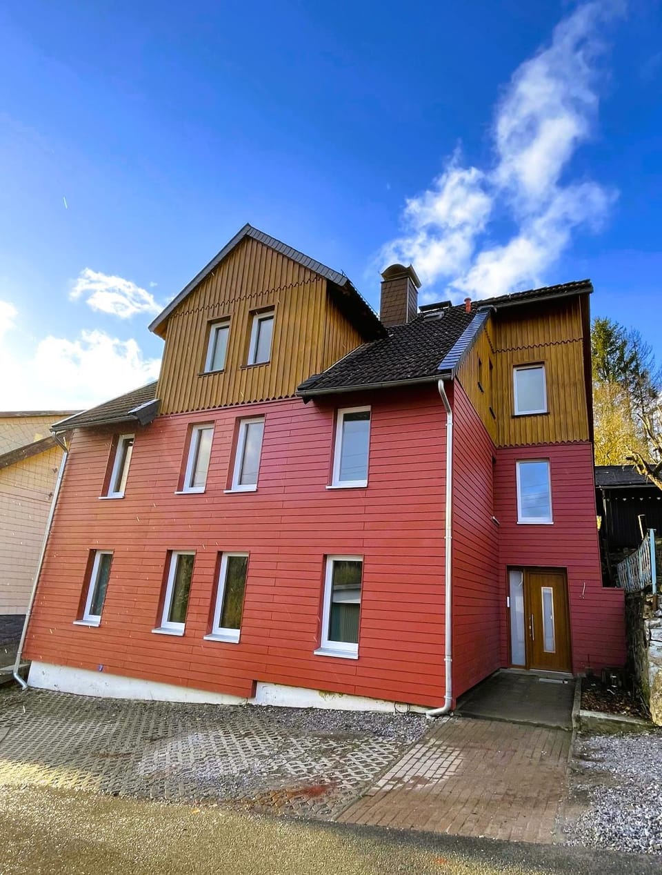Property building, Facade/entrance