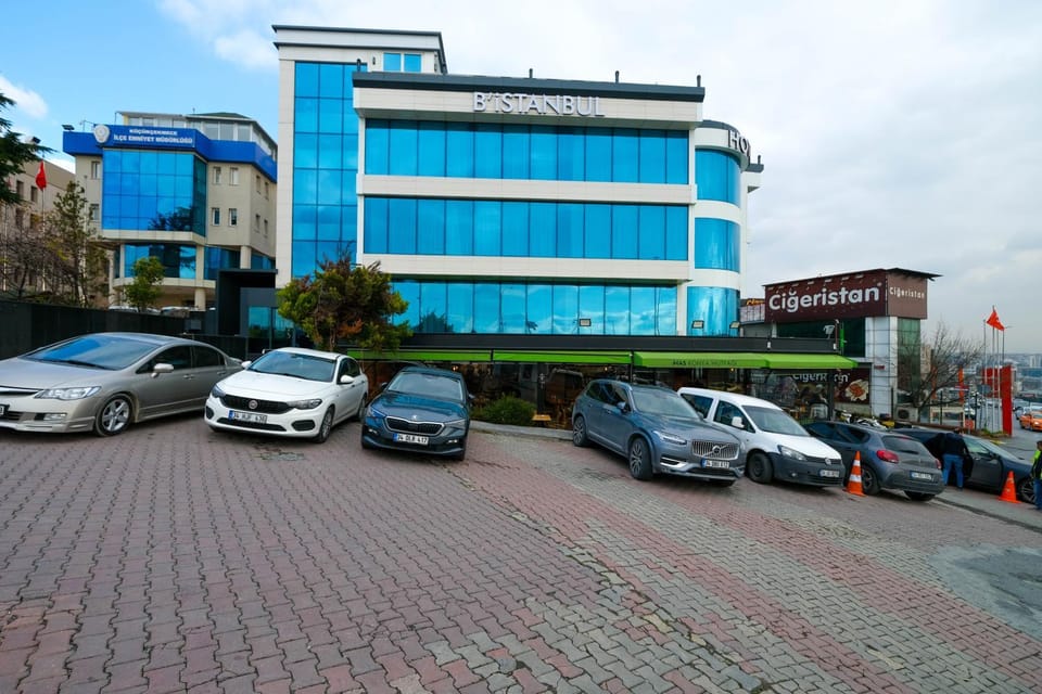 Property building, Day, Parking