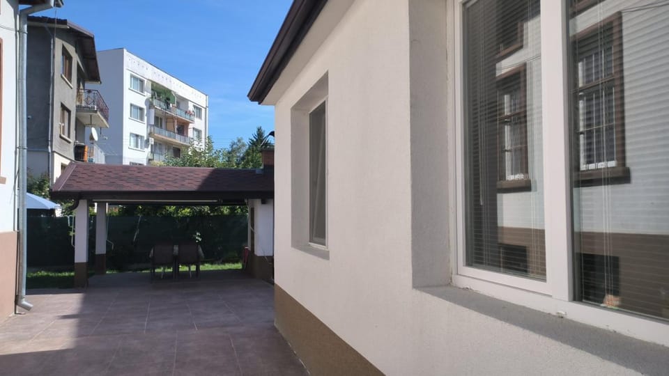 BBQ facilities, Garden