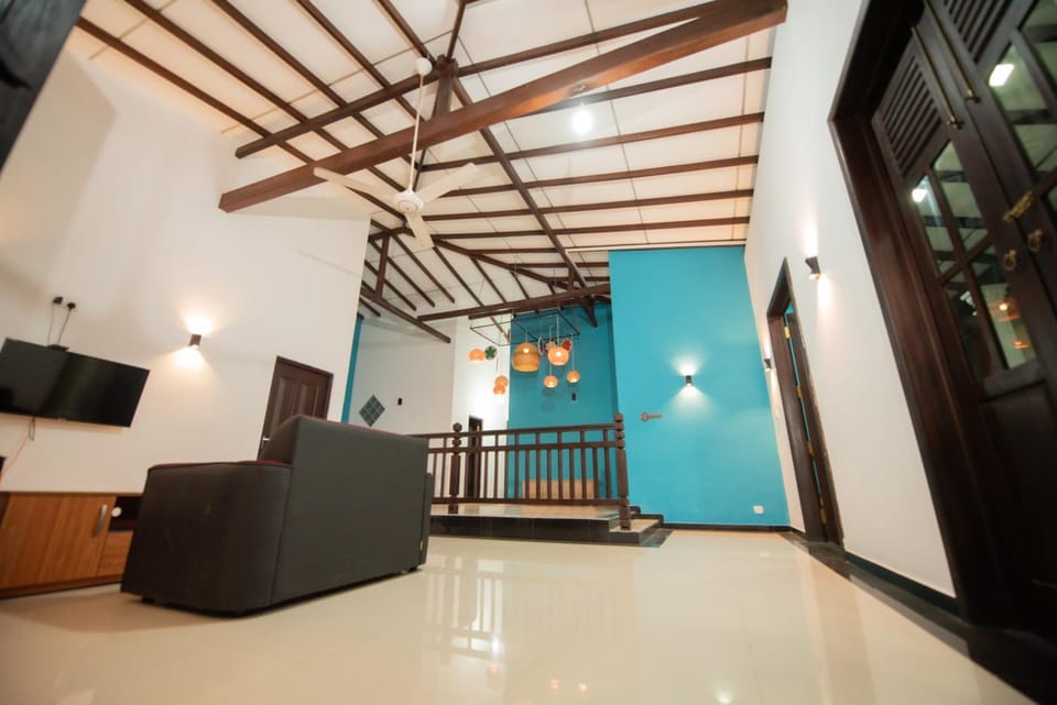 Communal lounge/ TV room, Living room, Seating area