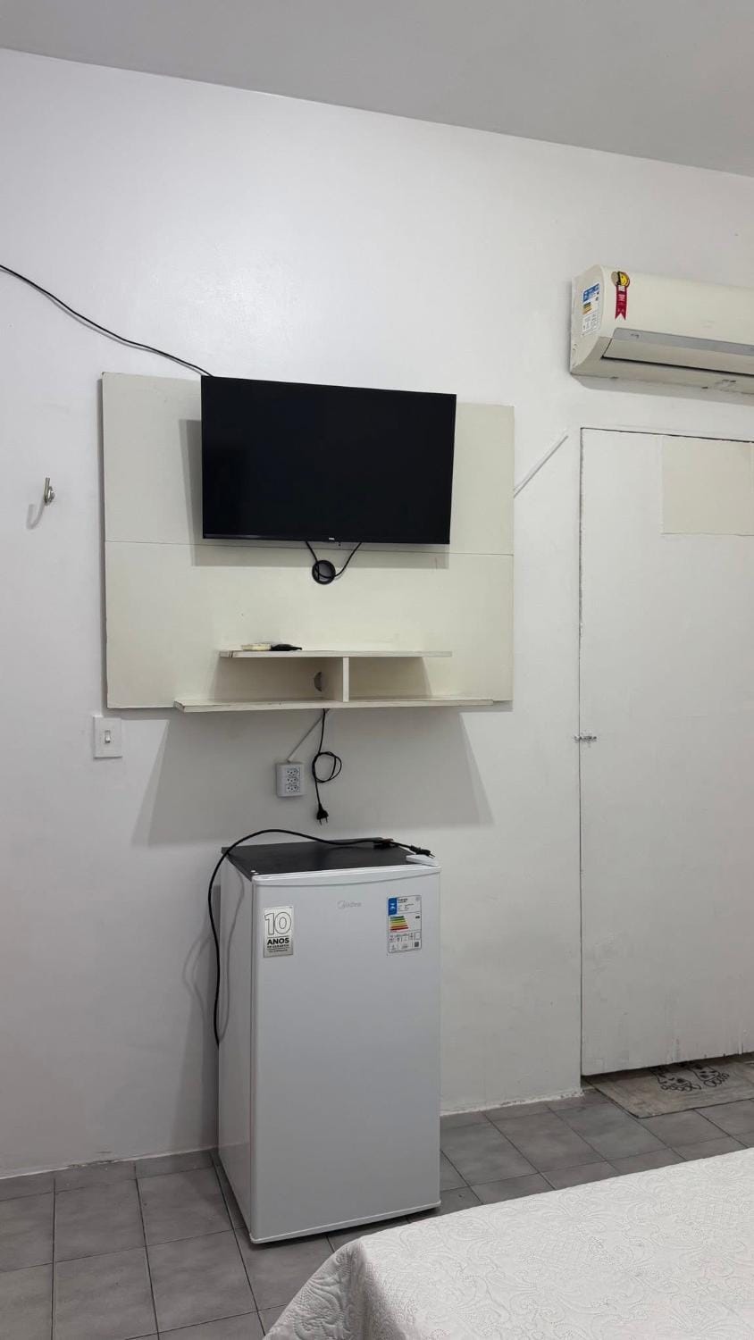 TV and multimedia, Bedroom, air conditioner