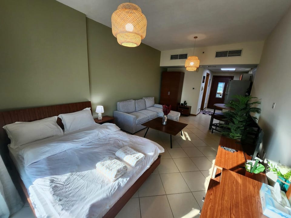 Diamond Marina inn, Offers Spacious Apartment 5 min Walk To JBR Beach And METRO Apartment in Dubai