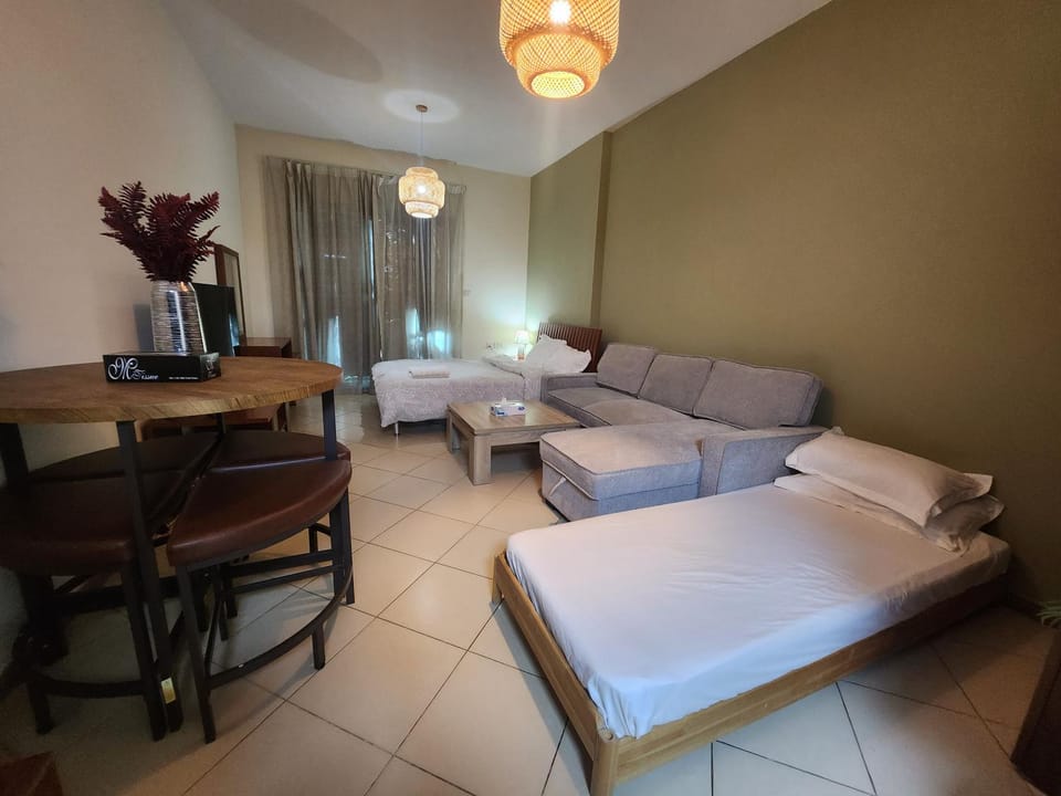 Diamond Marina inn, Offers Spacious Apartment 5 min Walk To JBR Beach And METRO Apartment in Dubai