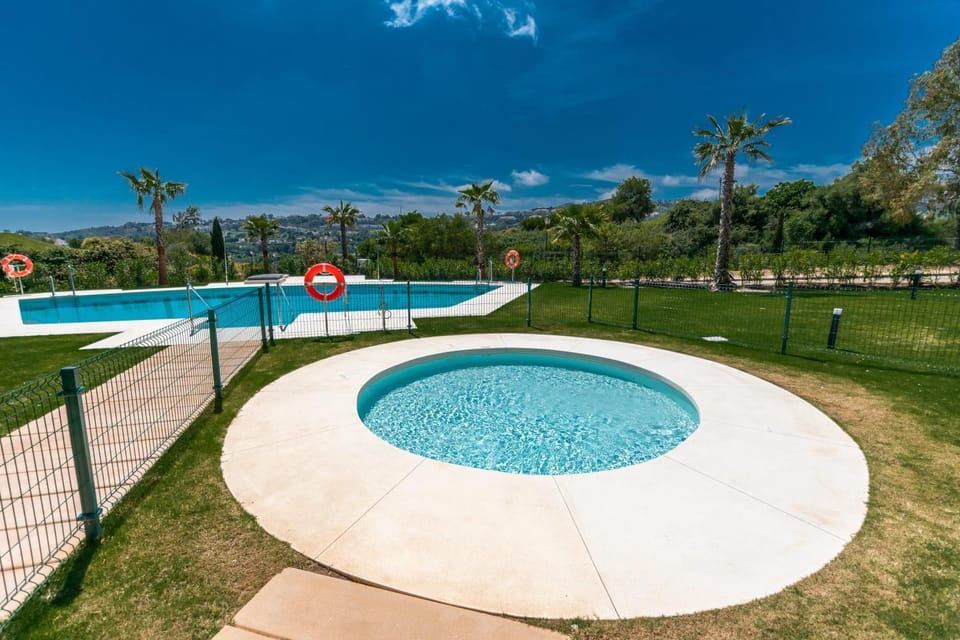 Luxury Apt in La Cala Golf with Terrace & Pool views Apartment in Costa del Sol