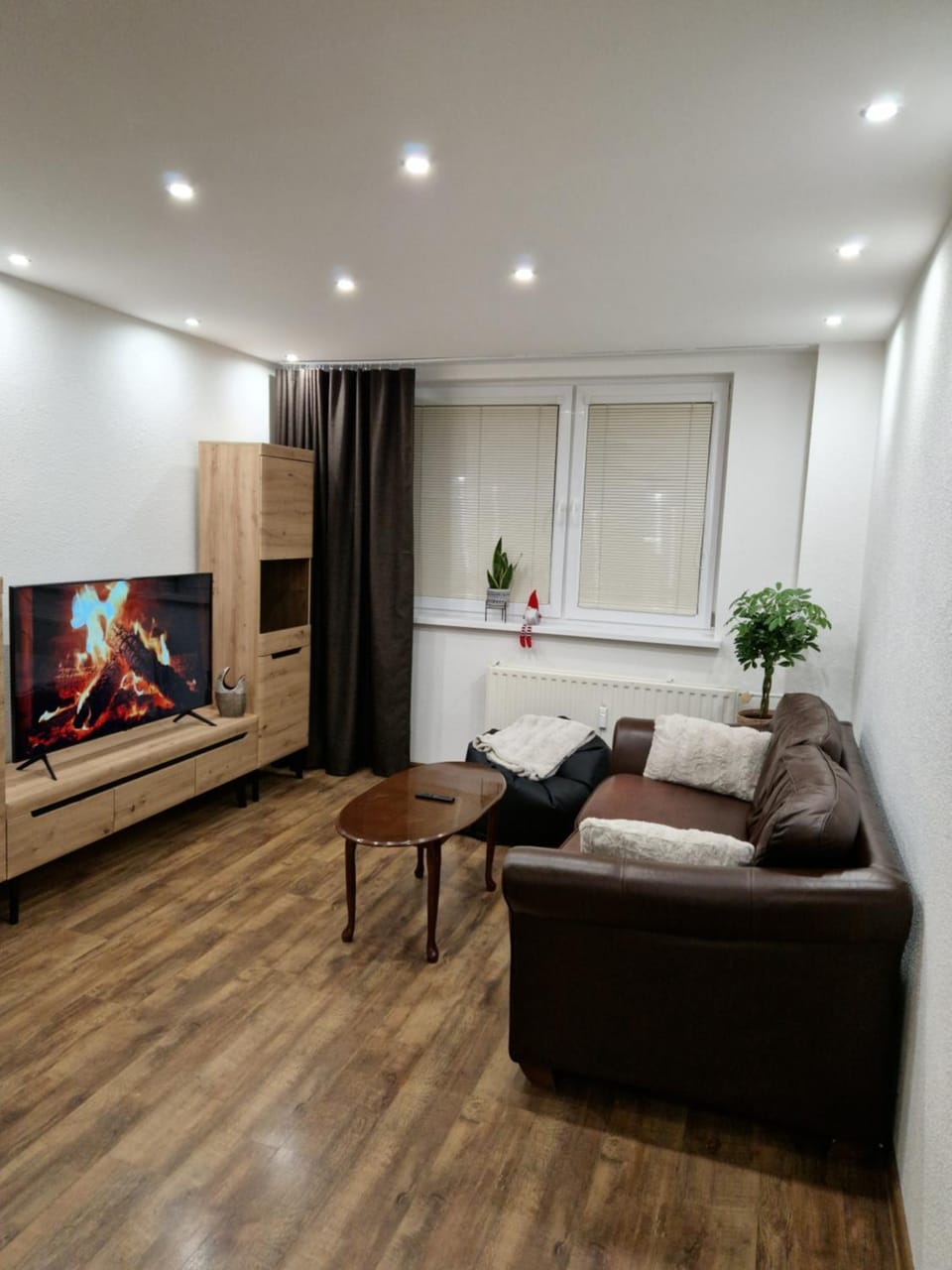 Communal lounge/ TV room, TV and multimedia, Living room