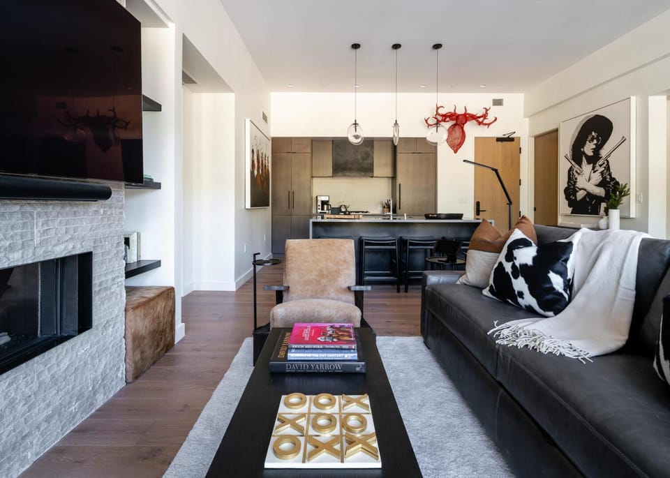 215 LakeLodge Apartment in Big Sky