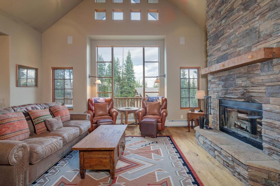 Living room, flat iron