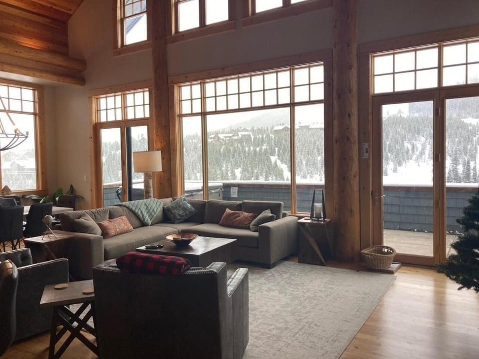 Penthouse 1 Nature lodge in Big Sky