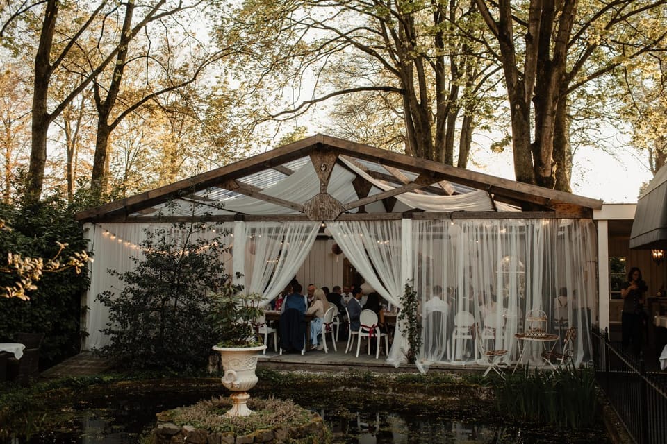 Spring, Garden, group of guests
