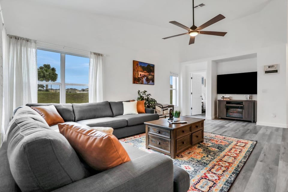 WH485WP - 4Bedrm | Private Pool | Newly Remodeled Villa in Four Corners