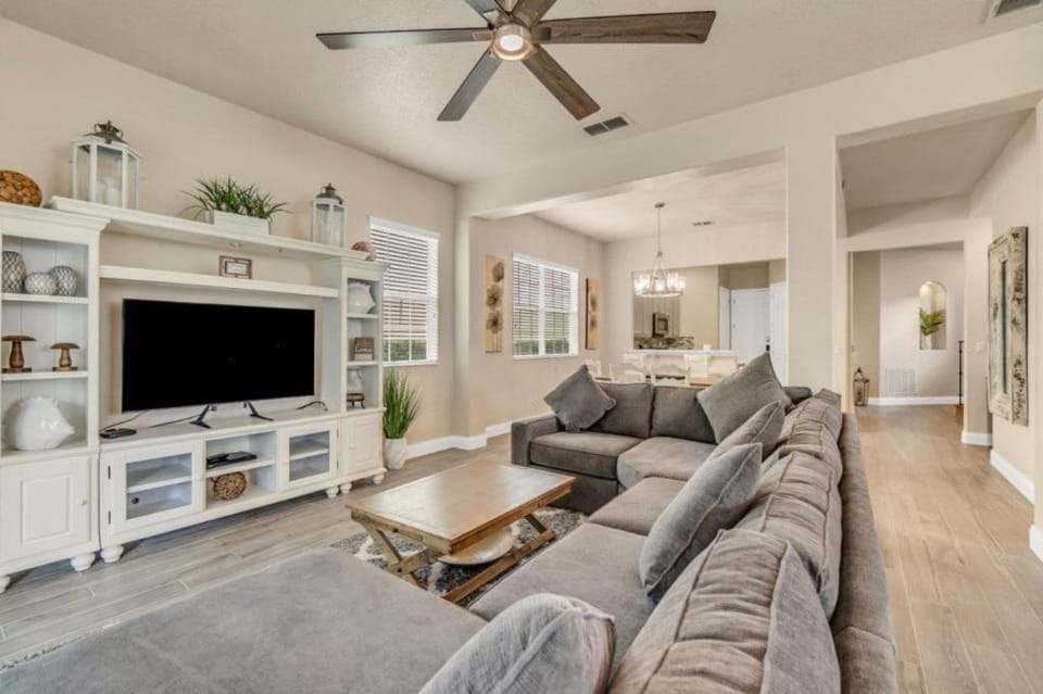 RR1415FC - 5 Beds - Reunion - Pool & Spa Villa in Four Corners