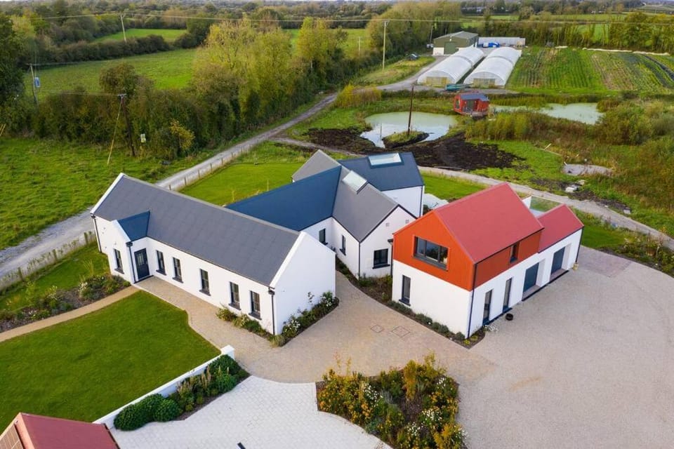 Red Sheds Villa Portarlington Villa in Ireland