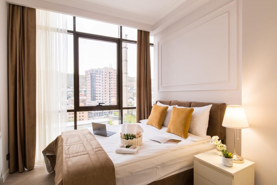 Bed, Bedroom, City view