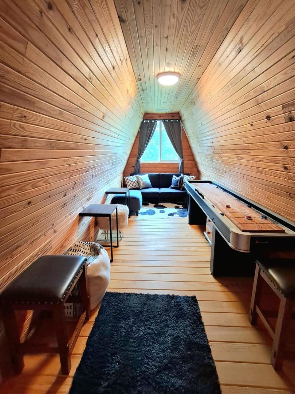 Beaver Lake Hideaway House in Arkansas