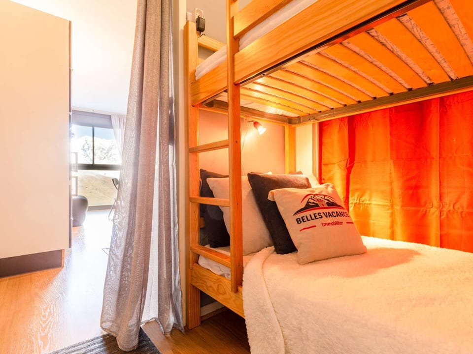 Studio 6 pers. ski Montagnes Pyrénées Pla d'Adet - FR-1-296-483 Apartment in Saint-Lary-Soulan