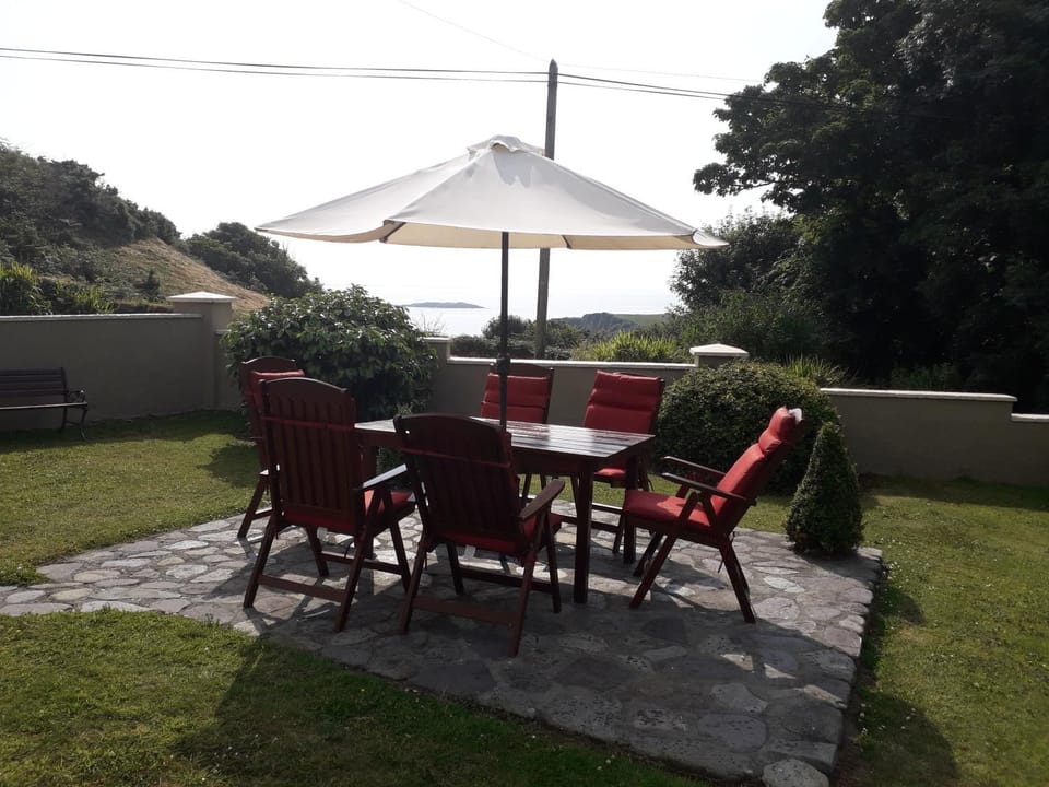 Atlantic House B&B Bed and Breakfast in County Cork