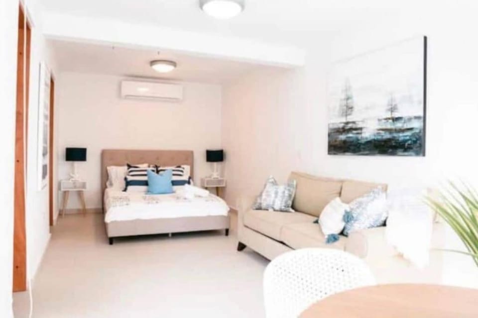 Spacious and Modern Villa with Pool in Ocean Park Villa in San Juan