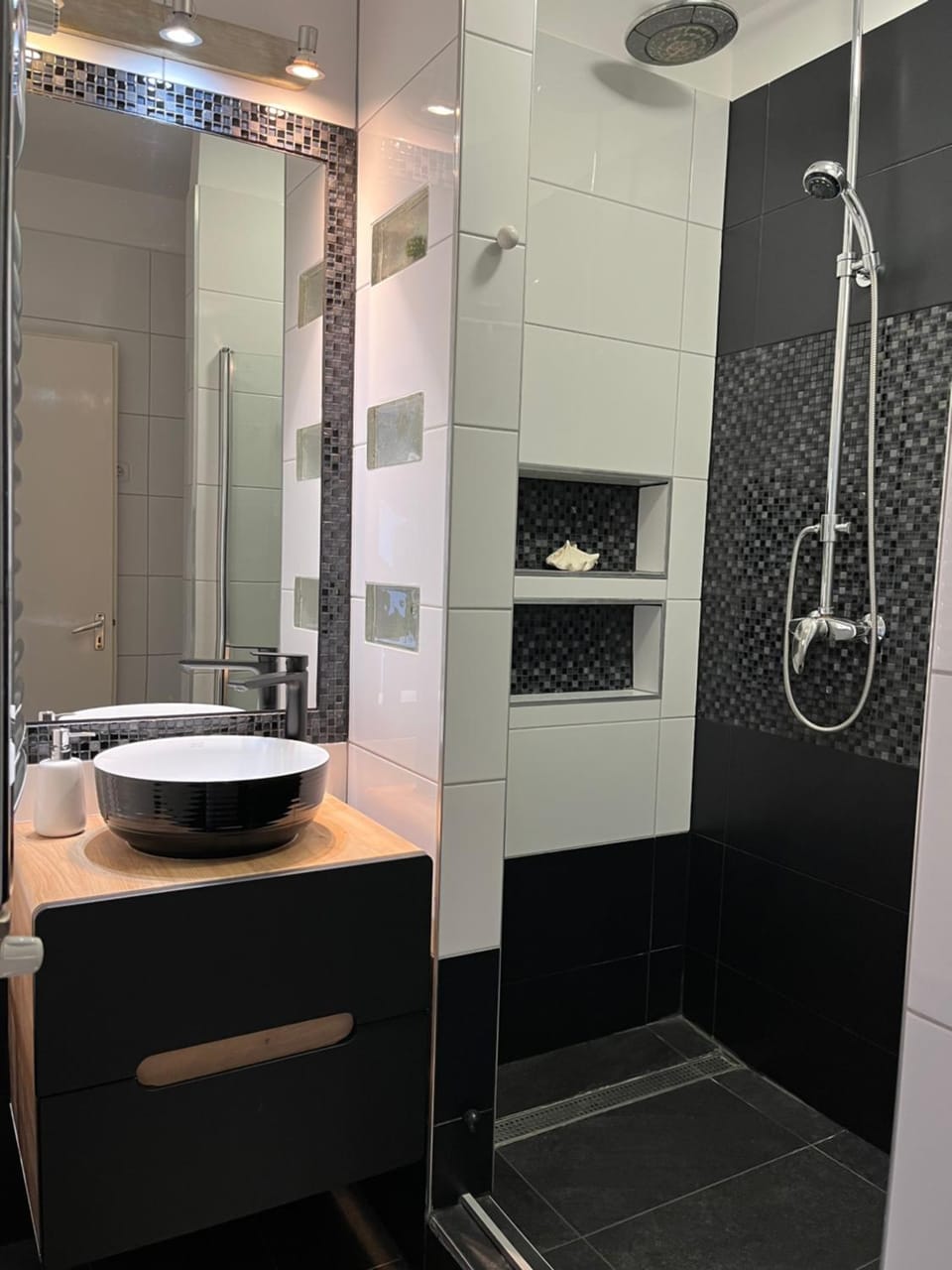 Shower, Bathroom