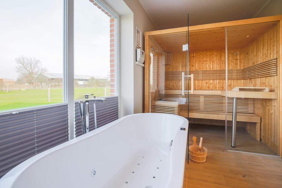 Hot Tub, Bathroom, Bath