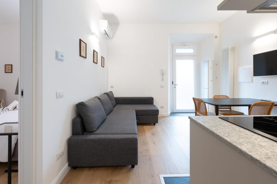 Cernobbio Center - Modern Apartment with Parking Apartment in Cernobbio