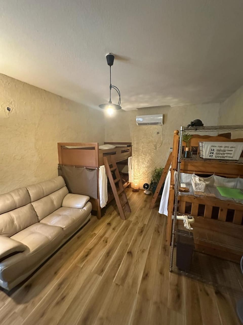 Bed, Photo of the whole room, Bedroom, air conditioner