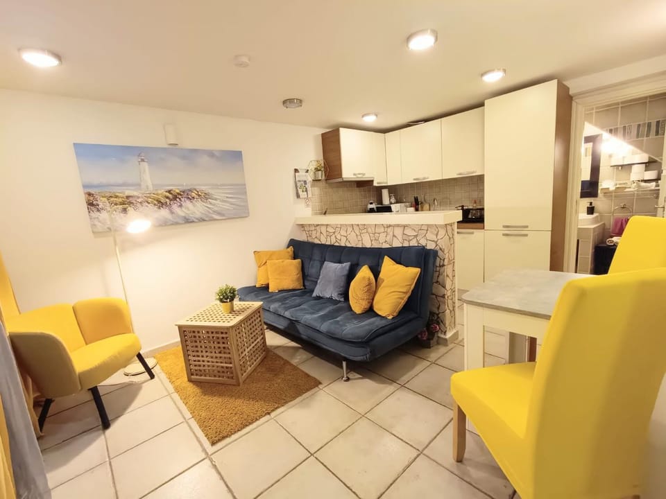 AS Lucana Apartment - Ground floor Apartment in Vis