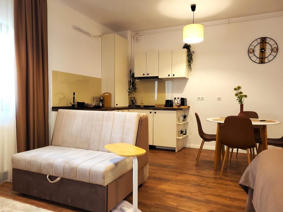 Coffee/tea facilities, Kitchen or kitchenette, Living room, Seating area, Dining area, minibar, pet friendly, stove