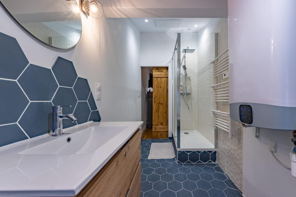 Shower, Bathroom, Bath