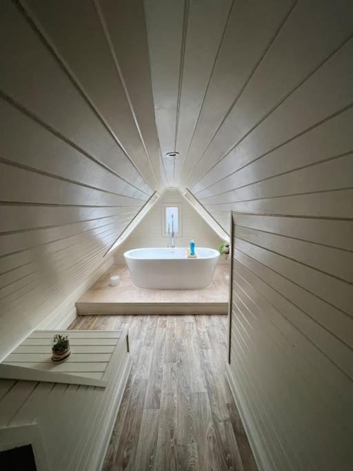 Charming 2 bedroom property House in Bury Saint Edmunds