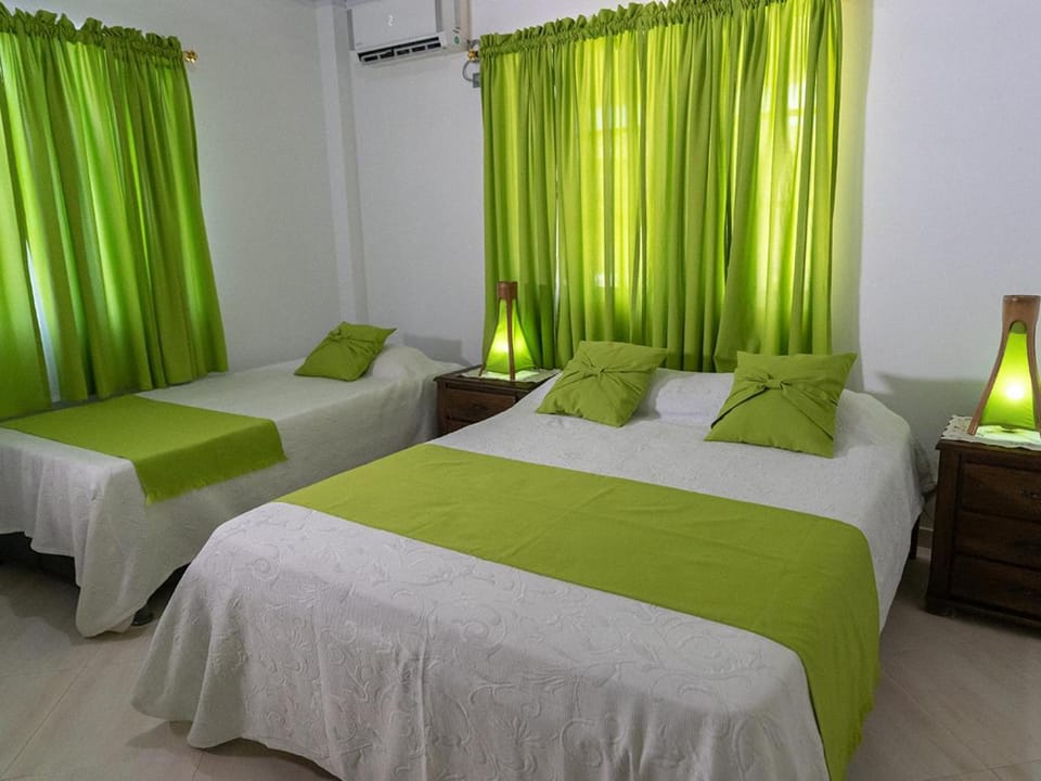 Posada Sunshine Paradise Inn in Colombia