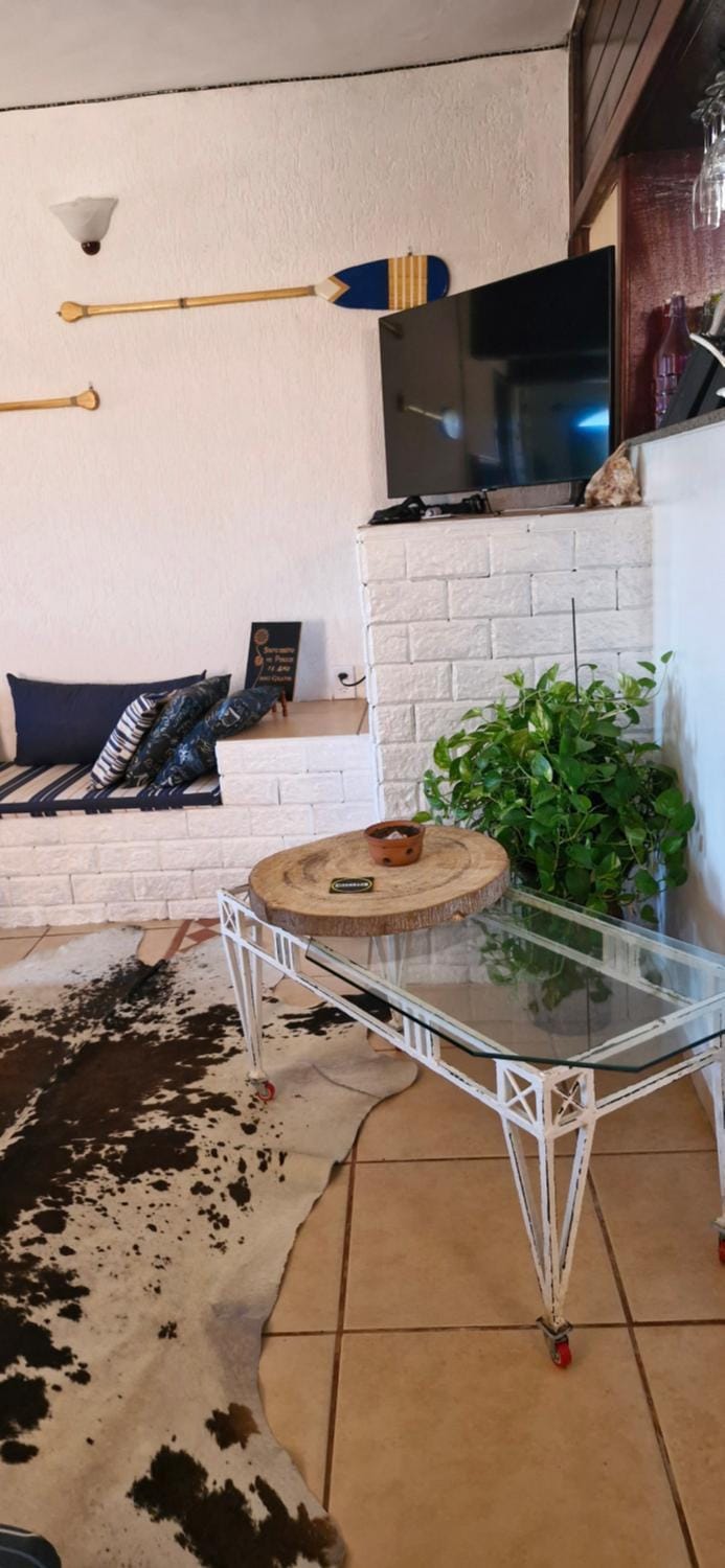 Red Rose Bed and Breakfast in Cabo Frio