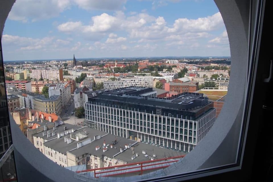 100m2 penthouse on top of the city 1000Mb/s, airc. Apartment in Wroclaw