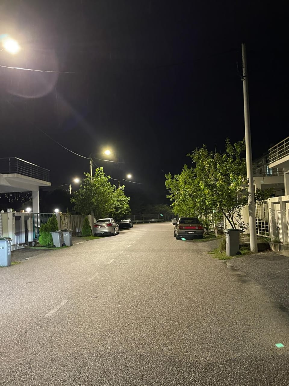 Night, Neighbourhood