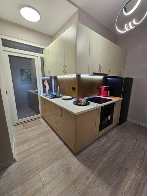 Studio near US Embassy with balcony Apartment in Tirana