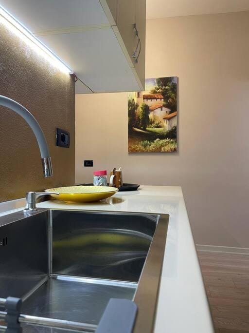 Studio near US Embassy with balcony Apartment in Tirana