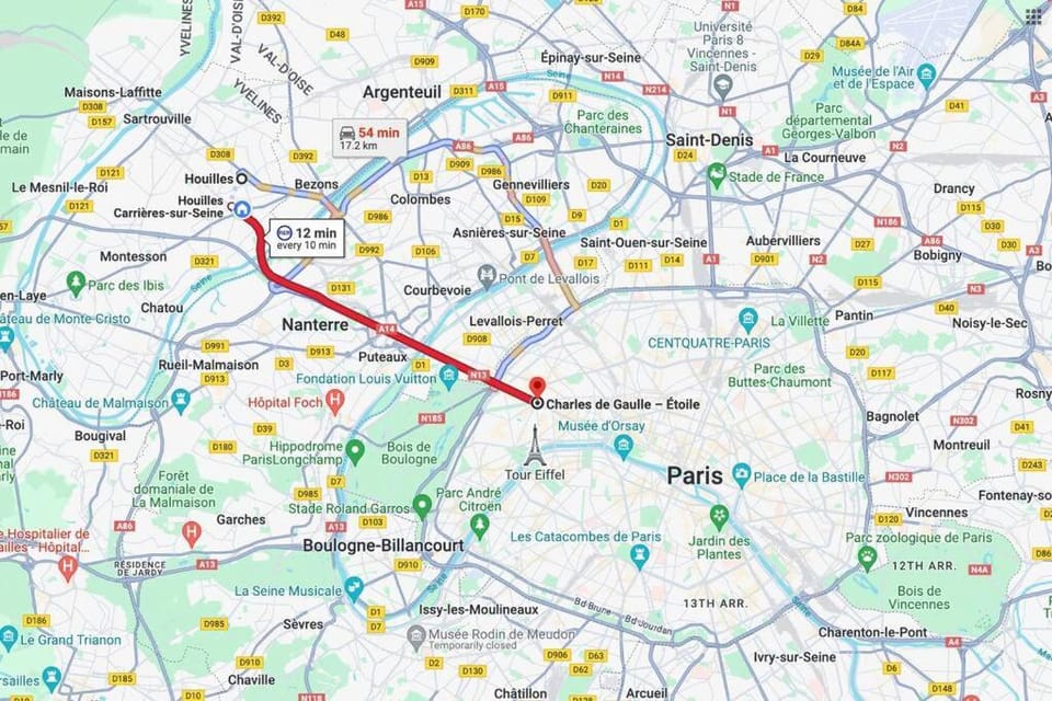 In city center and next to the train station Apartment in Sartrouville