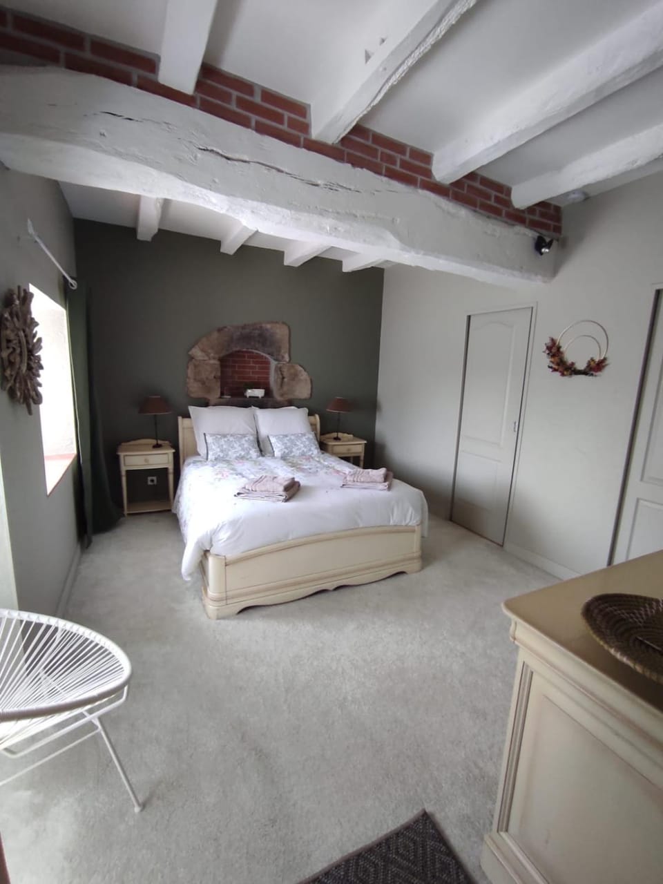Au Charme Di'Sy Bed and Breakfast in Pays de la Loire