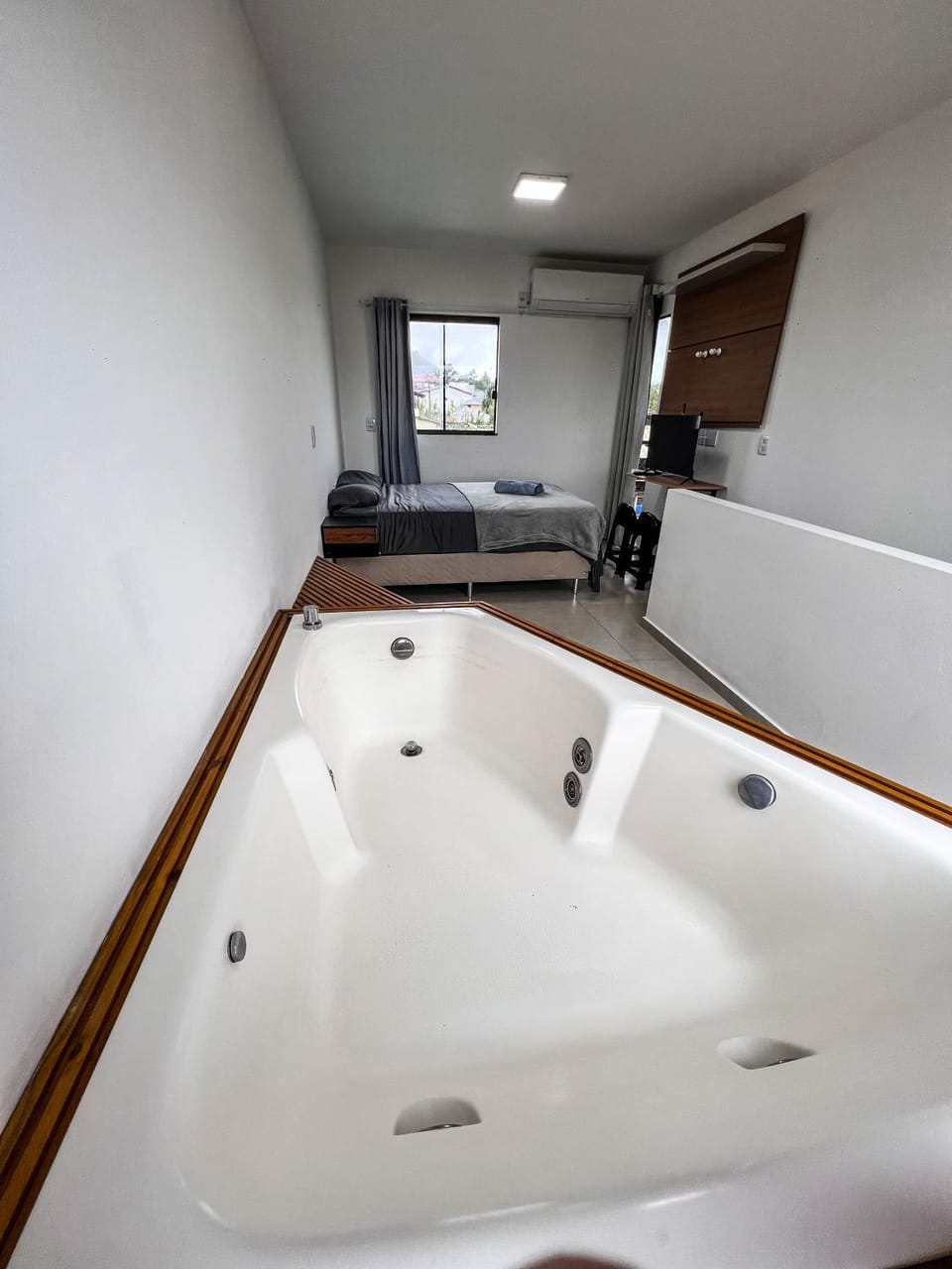 Triplex dos Sonhos -Jacuzzi-Vista-Ar-Praia Do Rosa House in Imbituba