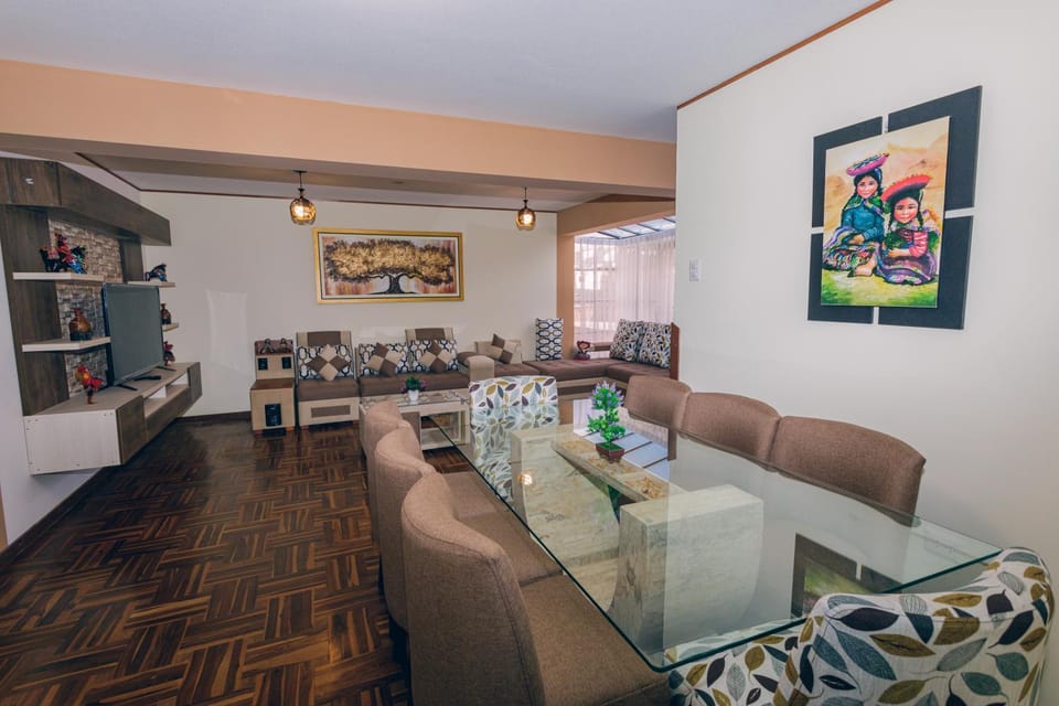 Living room, Dining area