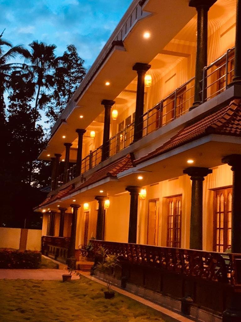 Property building, Night, Garden, Balcony/Terrace